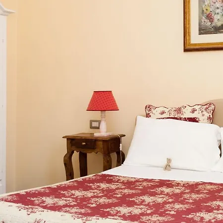 Il Salotto Di Lucilla Bed & Breakfast *